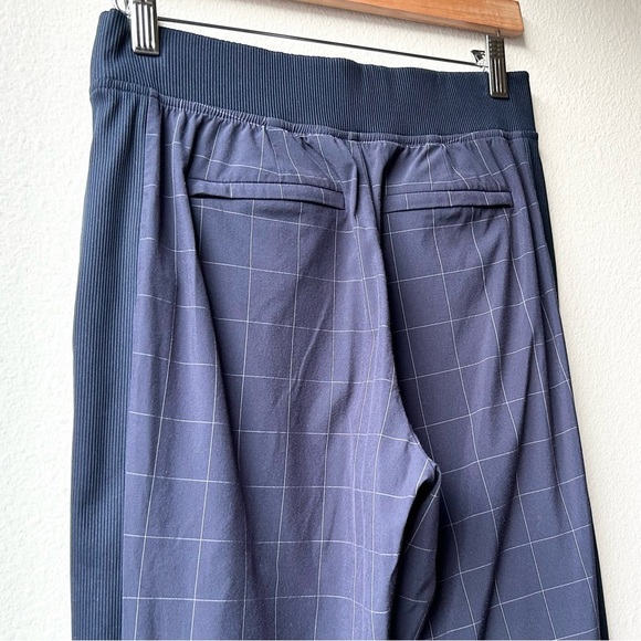ATHLETA Brooklyn Textured Ankle Pants Navy Windowpane Plaid Sz 2 - Picture 9 of 16